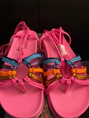 Cape Robbin Women’s Hot Pink Multicolor Thong Strappy  Sandals Size 6 NWB
